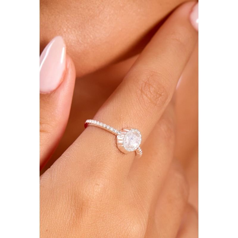 Anel cristal solitário (detalhe frente e lateral) - Semijoias Prata