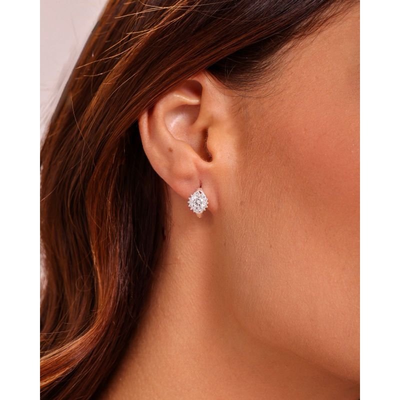 Brinco Argolinha Marquise com Cravação de Zircônias - Semijoias Prata