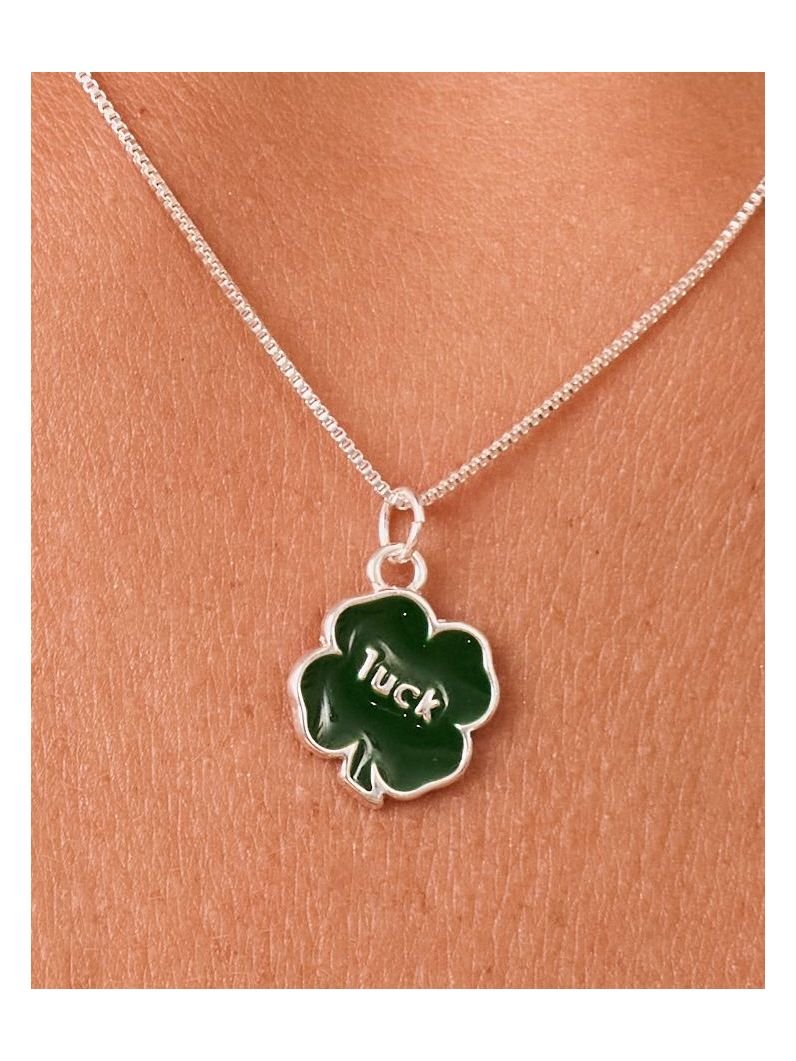 Colar | Trevo de quatro folhas “Luck” (sorte em inglês)